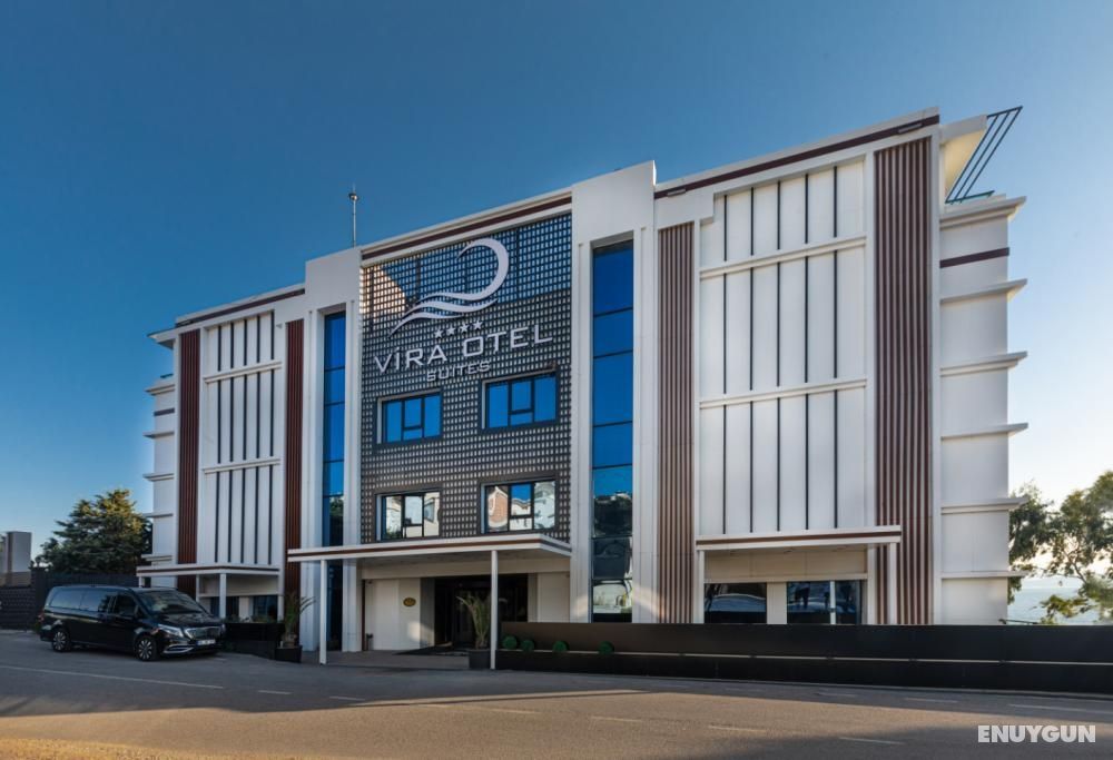 Sinop Vira Otel Suites, Karakum mevkiinde denize sıfır konumu ve eşsiz Karadeniz manzarasıyla misafirlerine lüks bir konaklama deneyimi sunuyor.
